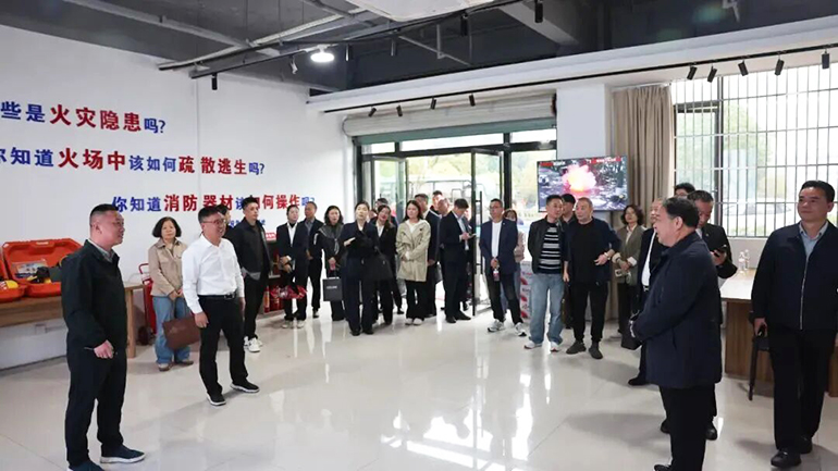 11 9be488f.jpg 11 9be488f.jpg