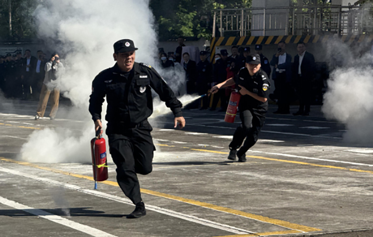 4 11b011.jpg 4 11b011.jpg